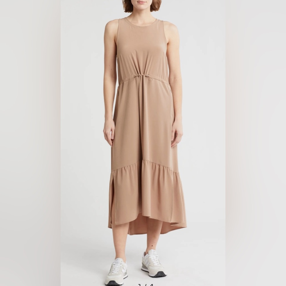 Zella Pursuit Tiered Sporty Gorpcore Midi Dress Size Medium Tan